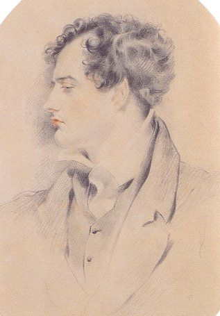 Dibujo de Byron de perfil mirando a su derecha, con sus reconocibles rizos, la mirada hacia abajo y unos detalles en un rojo tenue en labios y mejillas