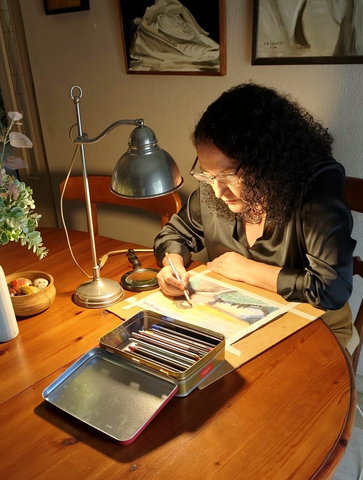 Foto de la ilustradora de la Sociedad Byron